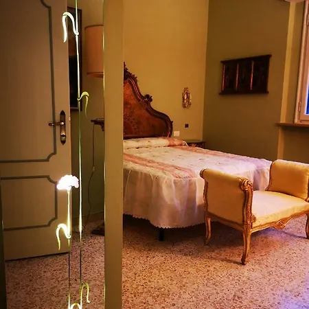 La Dimora Del Pittore Apartment Florenz